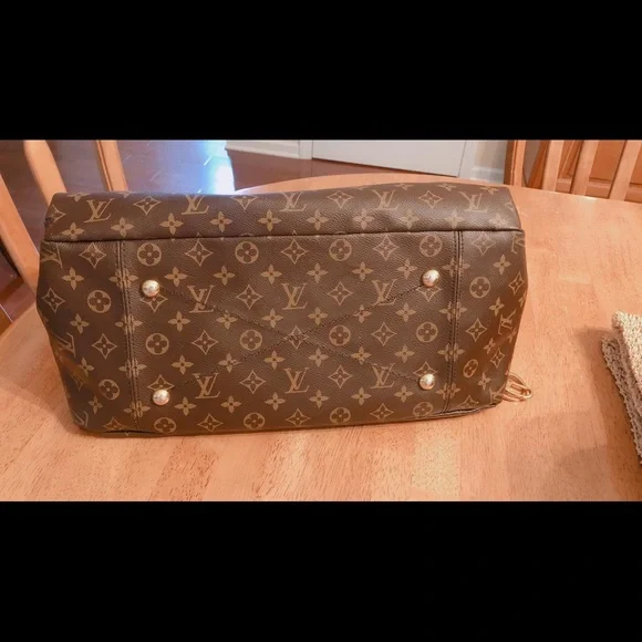 Artsy - Picture 3 of 3